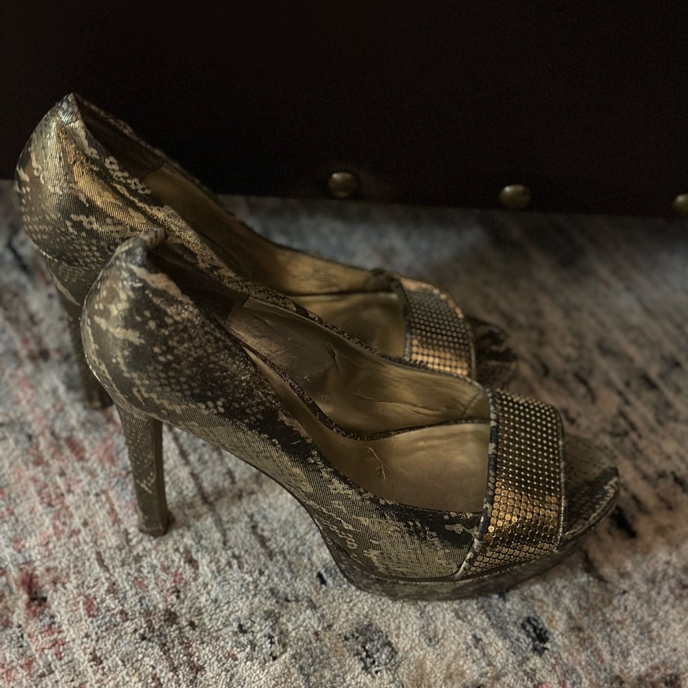 Jessica Simpson “Terri” Snake Print Platform Heels - Picture 3 of 4